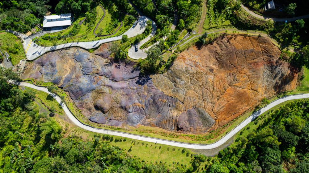 Discover South Mauritius: Chamarel, Seven Coloured Earth & Vallée