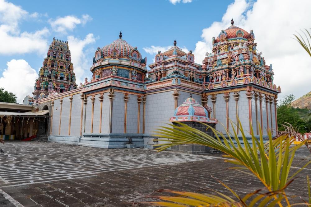 North Mauritius Cultural Discovery & Beach Day