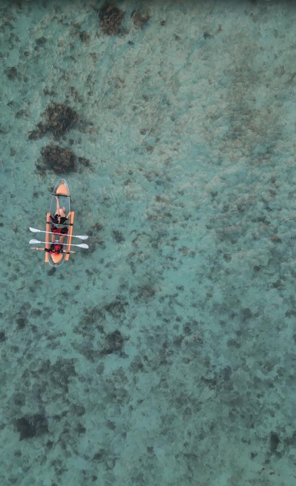 Transparent Kayak Rental – Crystal Clear Lagoon Experience in Flic en Flac