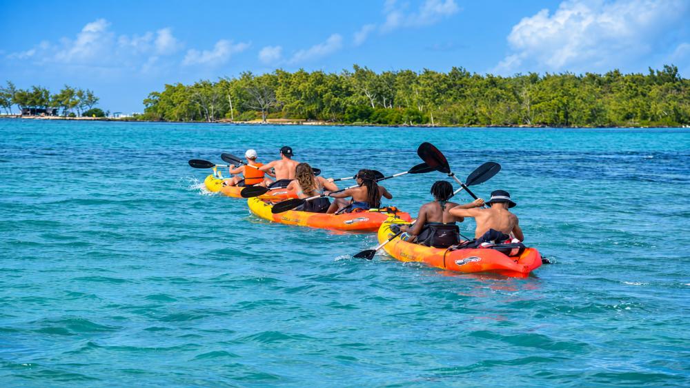 Île d’Ambre Kayaking Adventure – Mangroves & Island Discovery